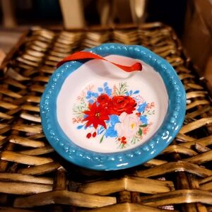 Pioneer Woman Pie Plate Ornament